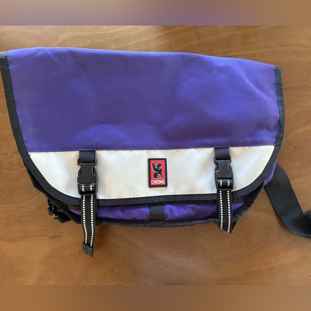 CHROME “CITIZEN” MESSENGER BAG